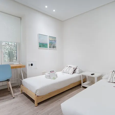 Apartment Atenea By People *